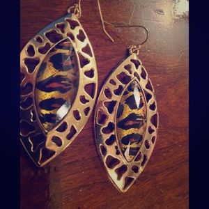 Chico’s tiger eye earring